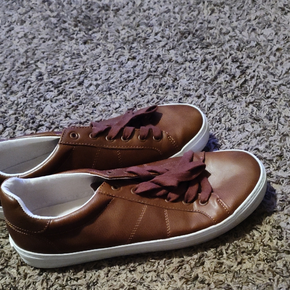 Old Navy Brown Sneakers